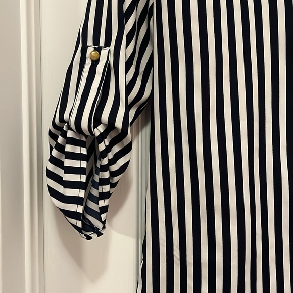 ⚓️ Cute nautical striped top - Picture 3 of 5
